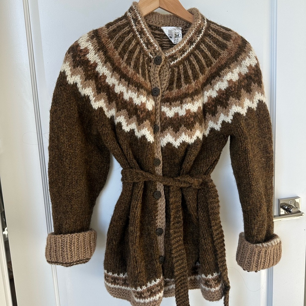 Gorgeous hand knit wool sweater from Scotland